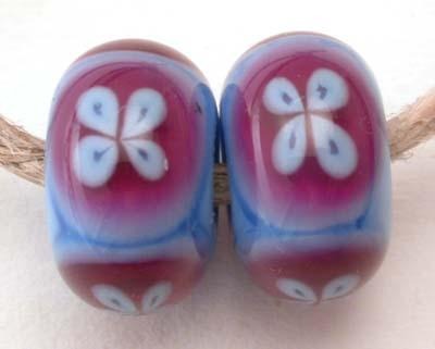 4 Petal Periwinkle and Rubino one pair of periwinkle beads with big hot pink dots topped with blue 4 petaled flowers 6x12 mm 2.5 mm hole Glossy,Matte